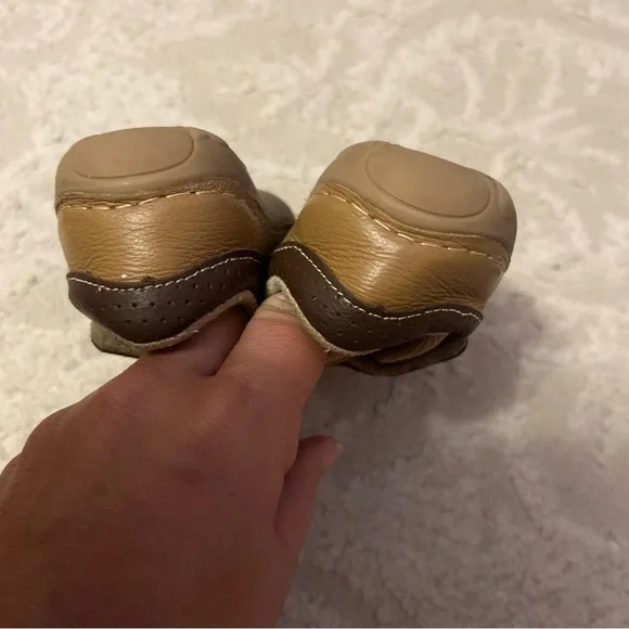 BiBi Tan and Brown Baby Walker Shoes Size 5.5 - Picture 7 of 9